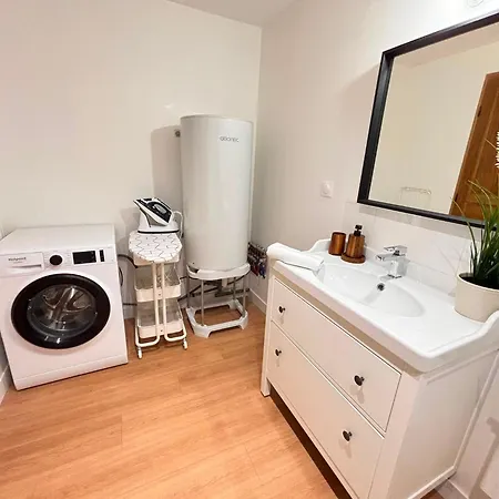 Apartmán Verzea, Veuve Clicquot T2 Avec Terrasse A